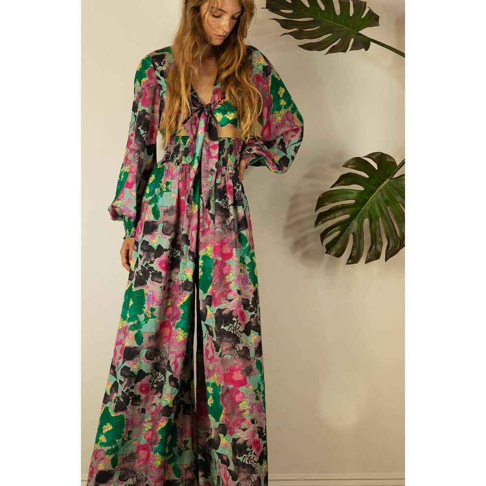 
                
                    Load image into Gallery viewer, Soft Flower Front Tie Jumpsuit
                
            